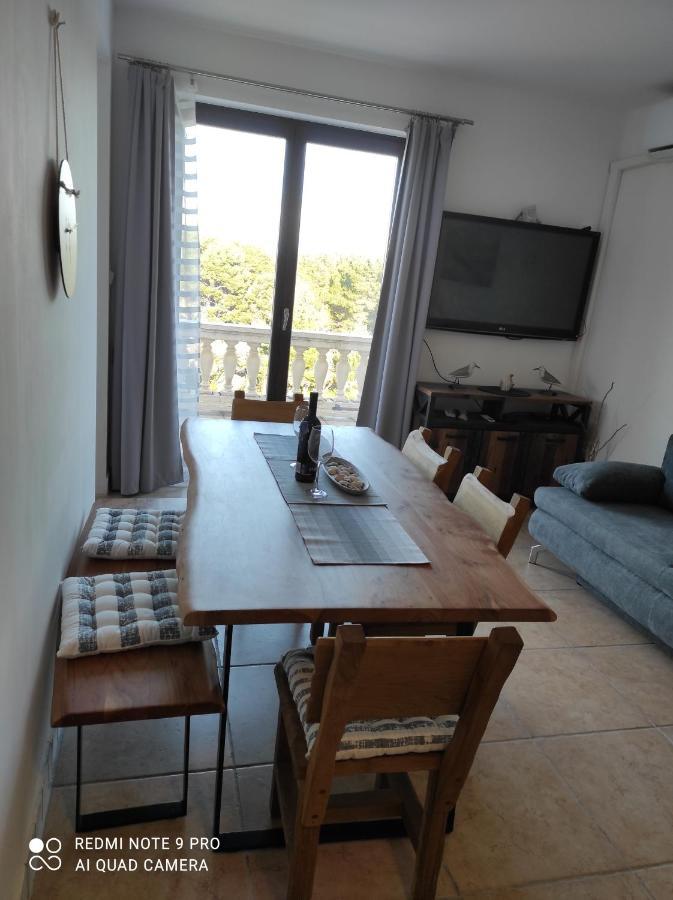 Galboka Nine Apartment Nerezine Ngoại thất bức ảnh